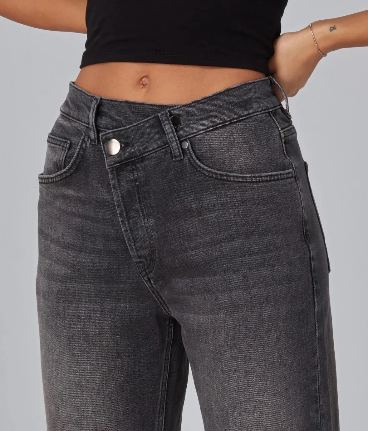 Baker High Rise Crossover Jean - Iron Ash