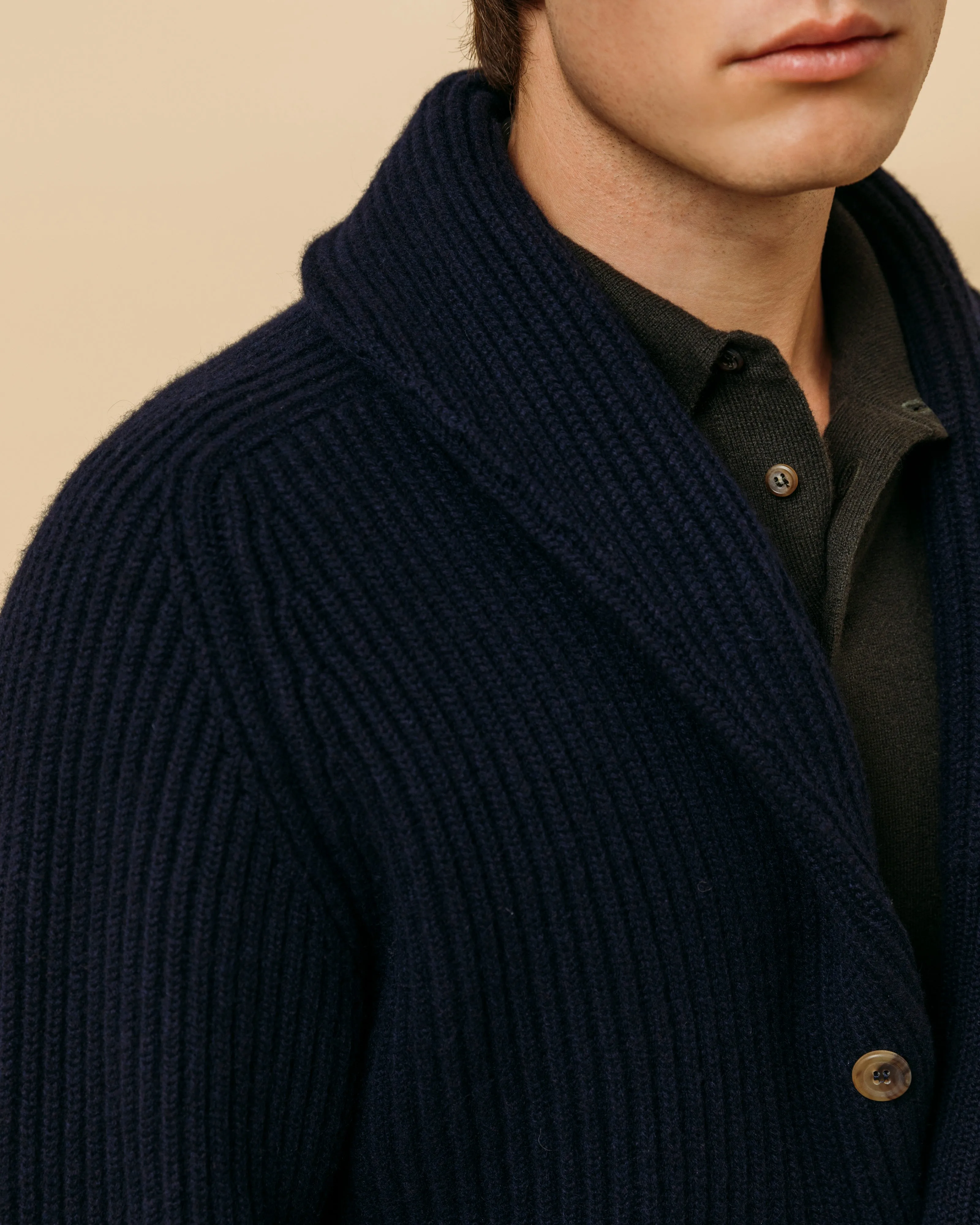 Cashmere polo shirt in dark olive
