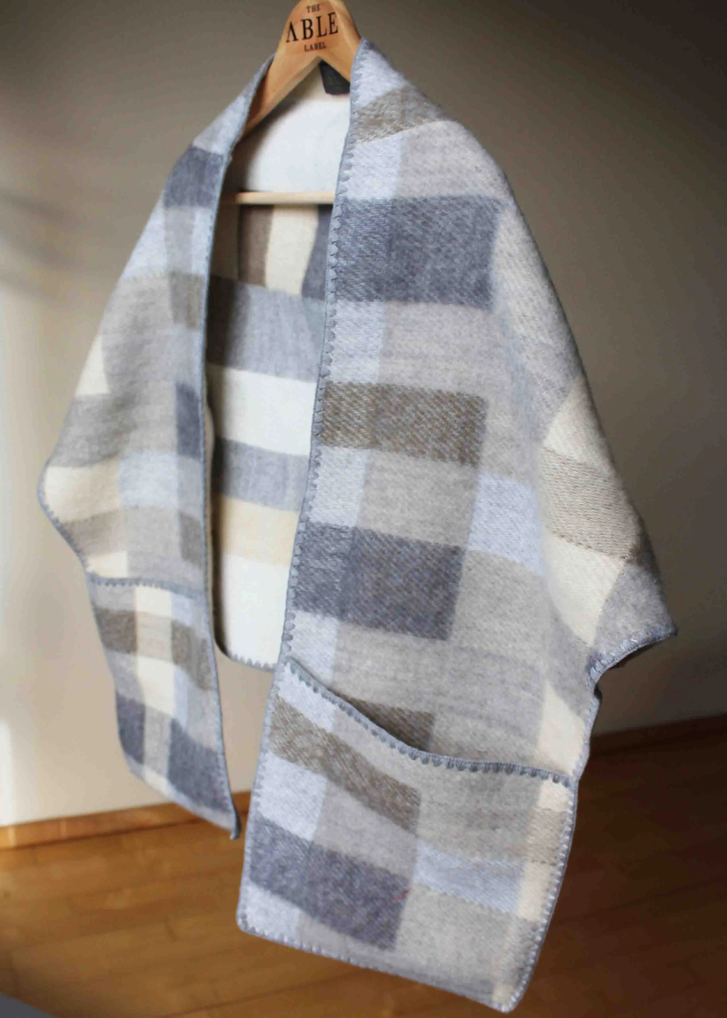 Lillian Luxury Shawl with Pockets