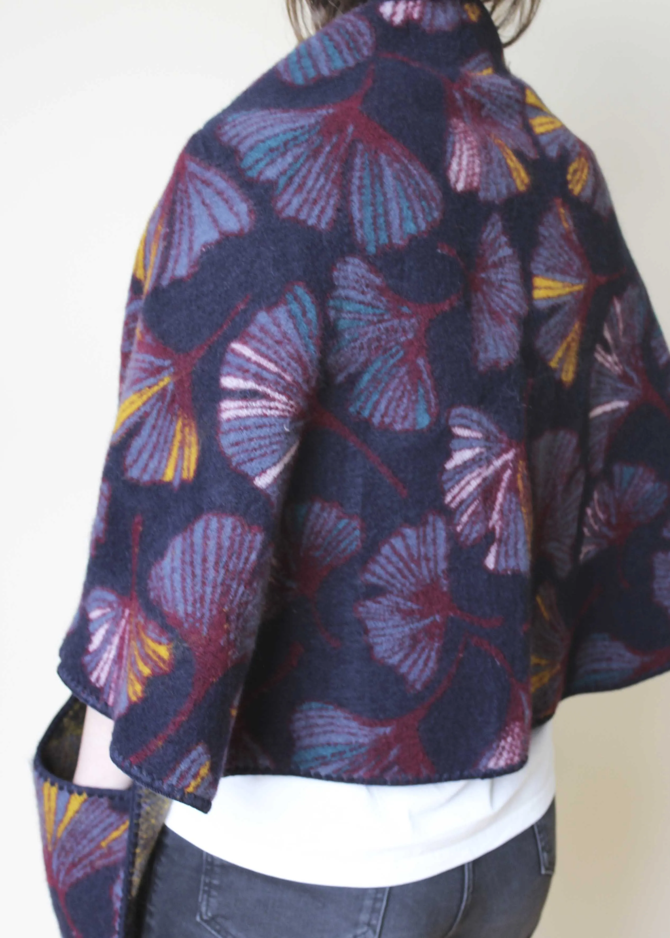 Lillian Luxury Shawl with Pockets