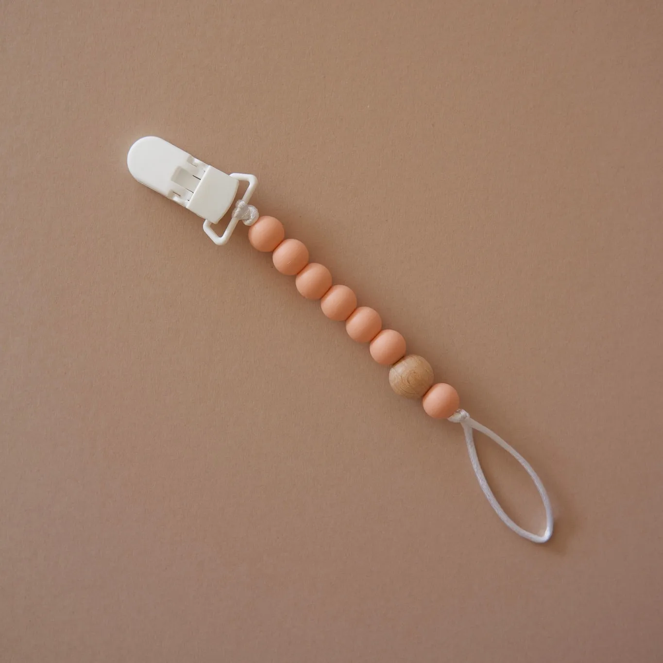 Newbie Paci Clip