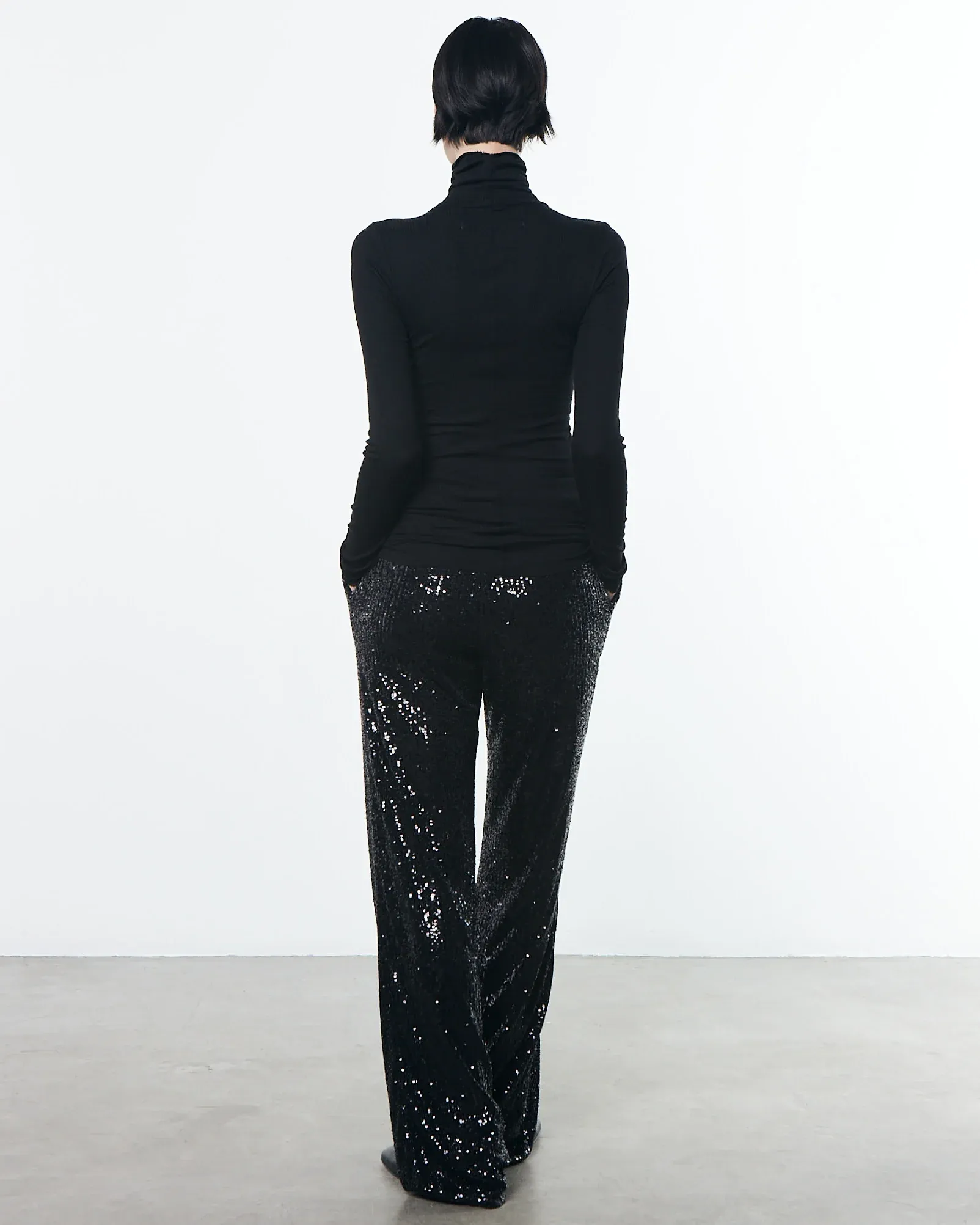The Silk Cashmere Rib Turtleneck