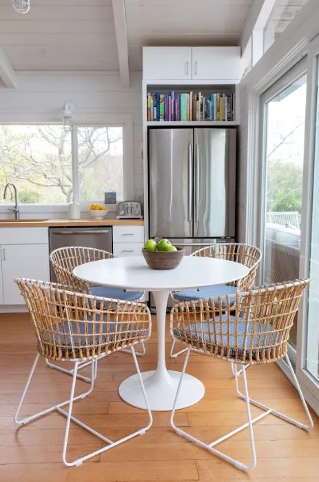 Tulip Bistro Table